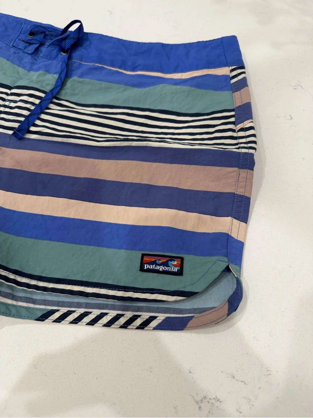 Patagonia Womens Shortd Stripped size 14